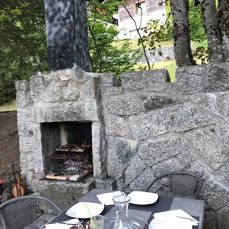 Bellevue, Chalet *